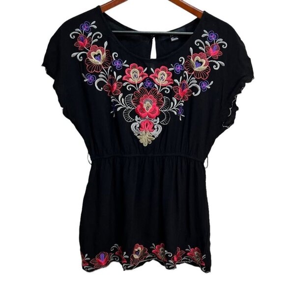 FOREVER 21 Floral Embroidered Tunic Top Size Small Bohemian - Picture 1 of 8